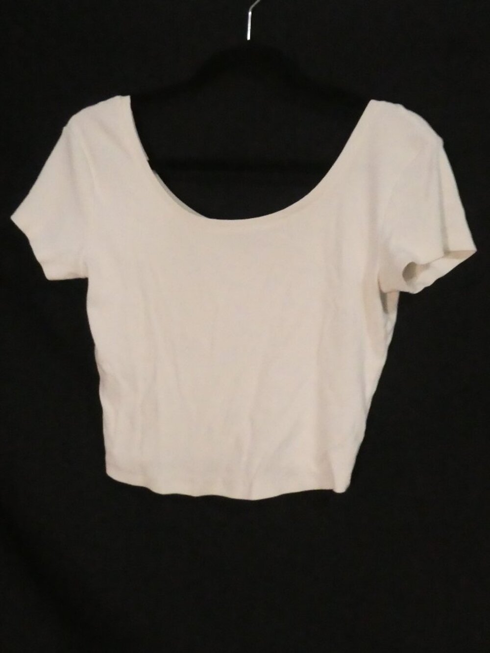 MANGO Basics Ribbed White Scoop Neck Cropped T-Shirt - Size Medium